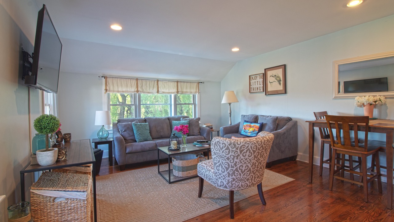 Photo of Livingroom in Skaneateles
