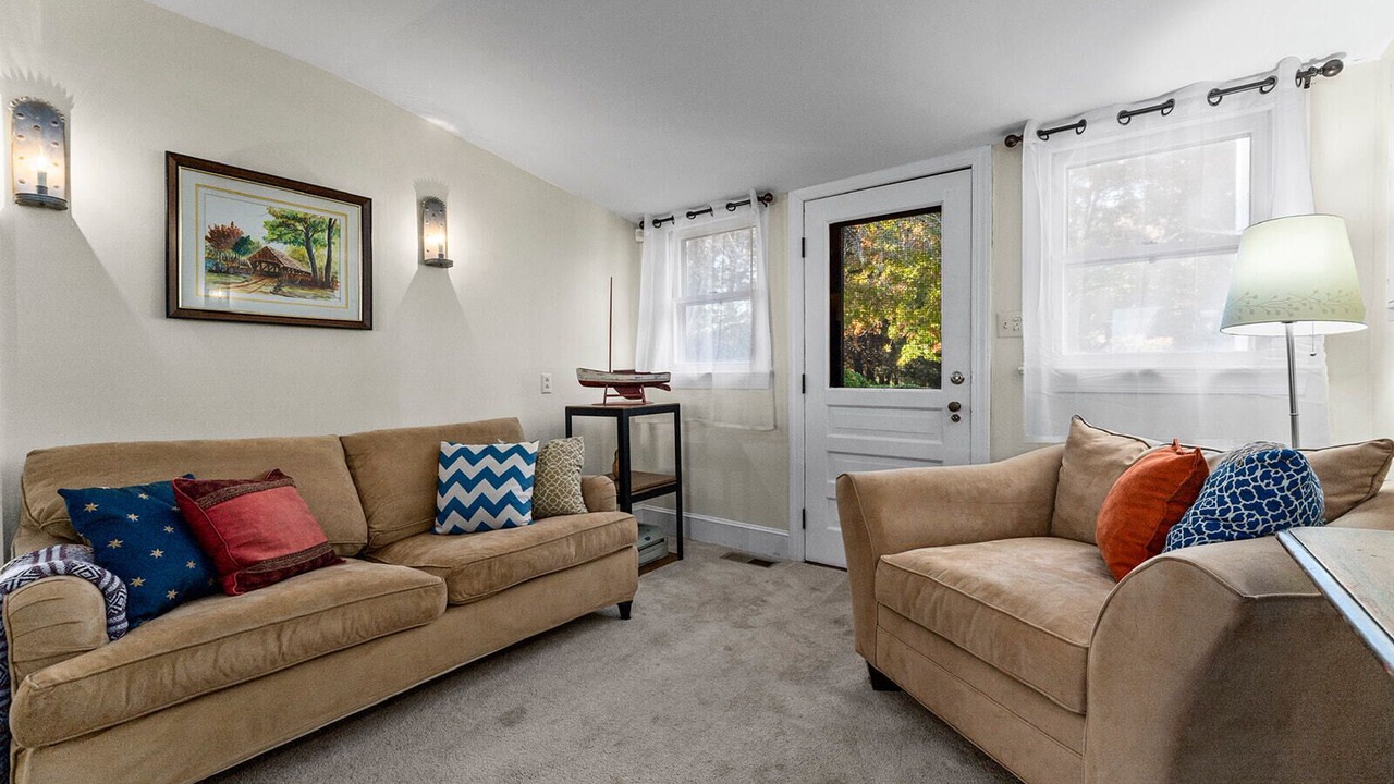 Photo of Livingroom in Montross