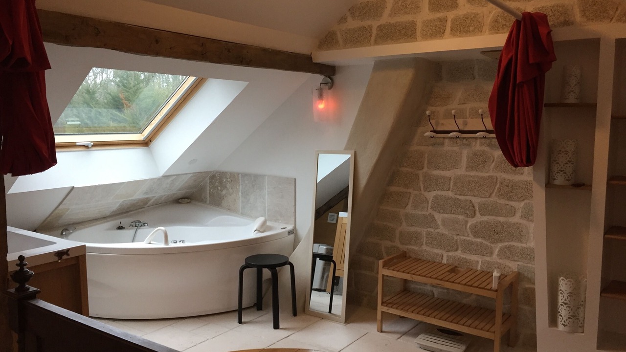 Photo of Bathroom in Saint-Lunaire