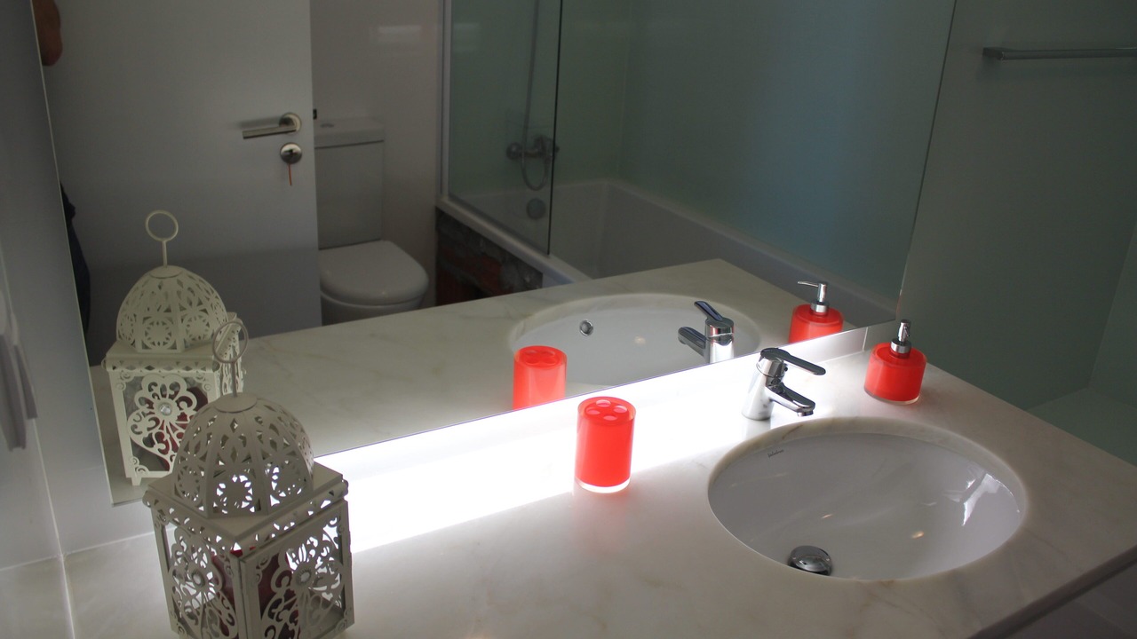 Photo of Bathroom in Cascais