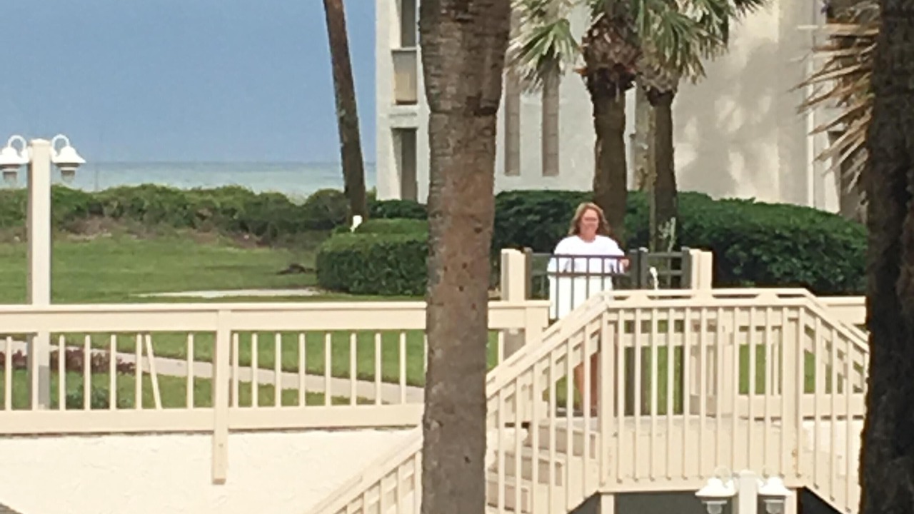 Photo of Patio Balcony in Crescent Beach