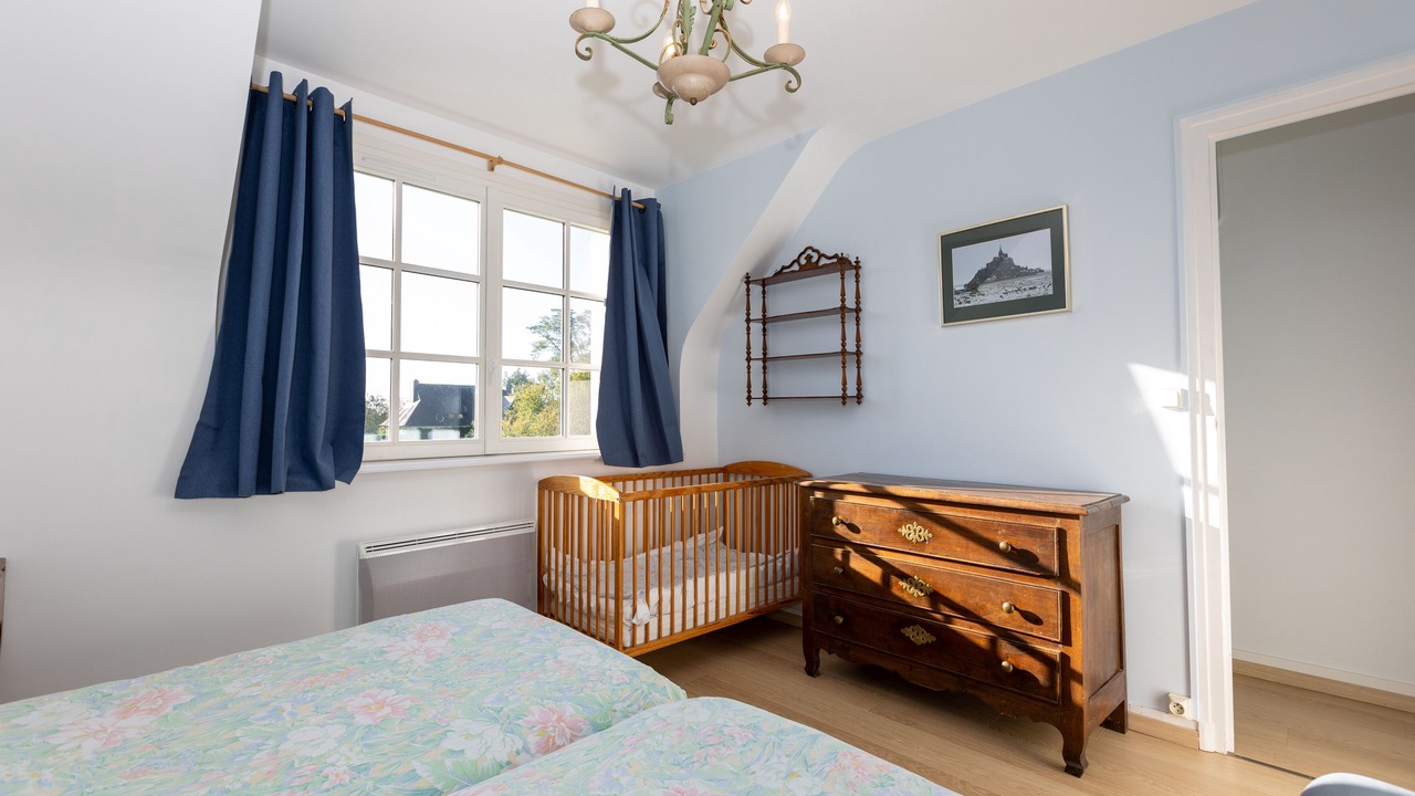 Photo of Bedroom in Saint-Jacut-de-la-Mer