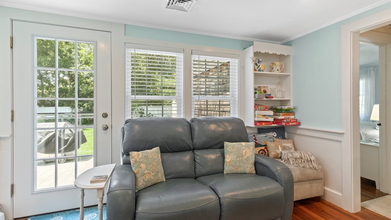 Photo of Livingroom in Bass River