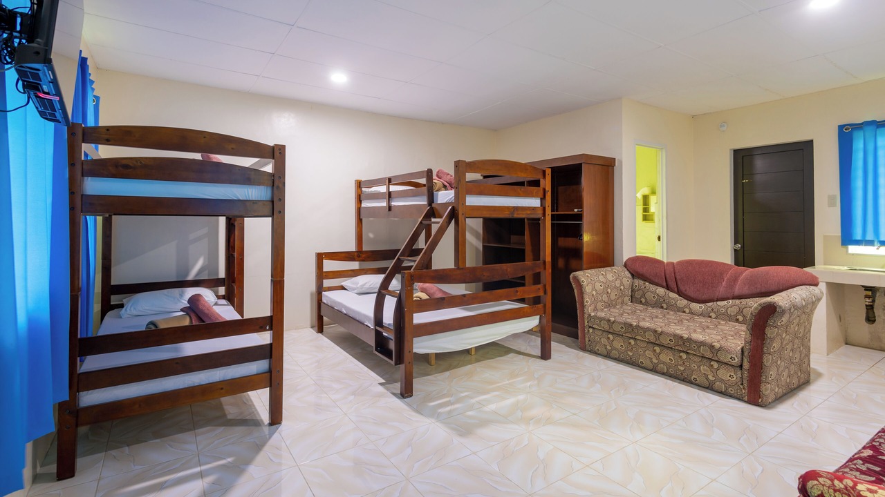 Photo of Bedroom in Looc