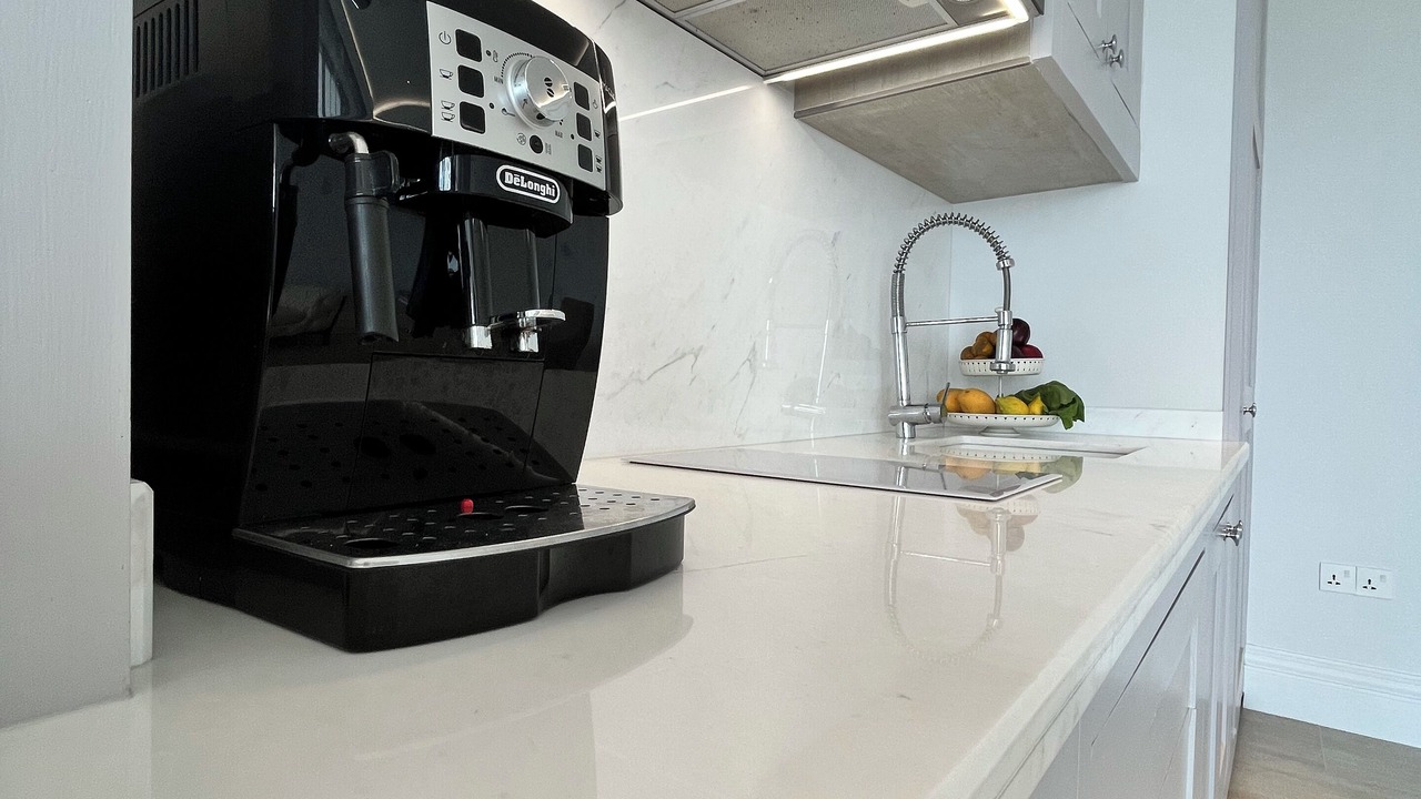 Photo of Kitchen in Laem Set