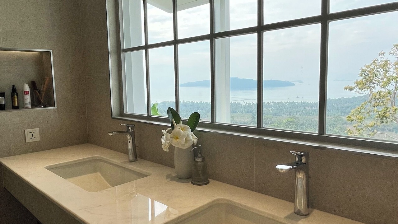 Photo of Bathroom in Laem Set