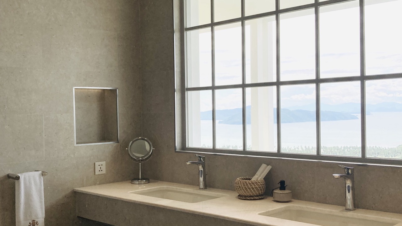 Photo of Bathroom in Laem Set