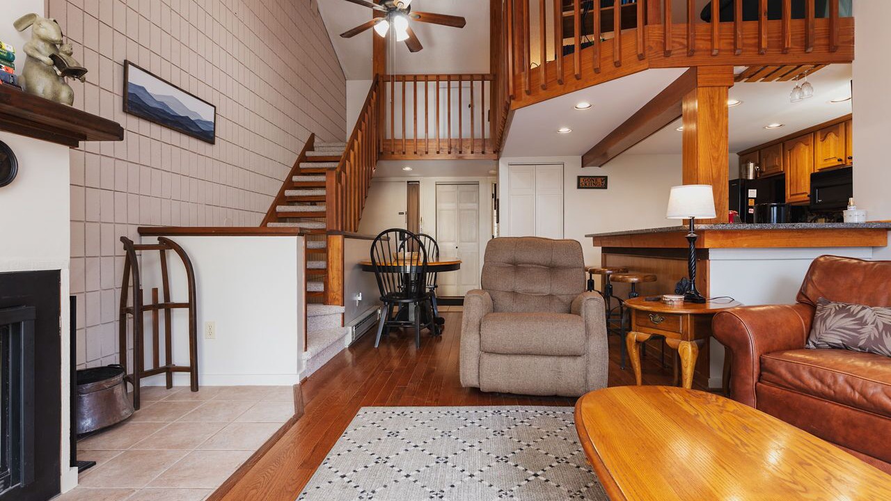 Photo of Livingroom in Wintergreen