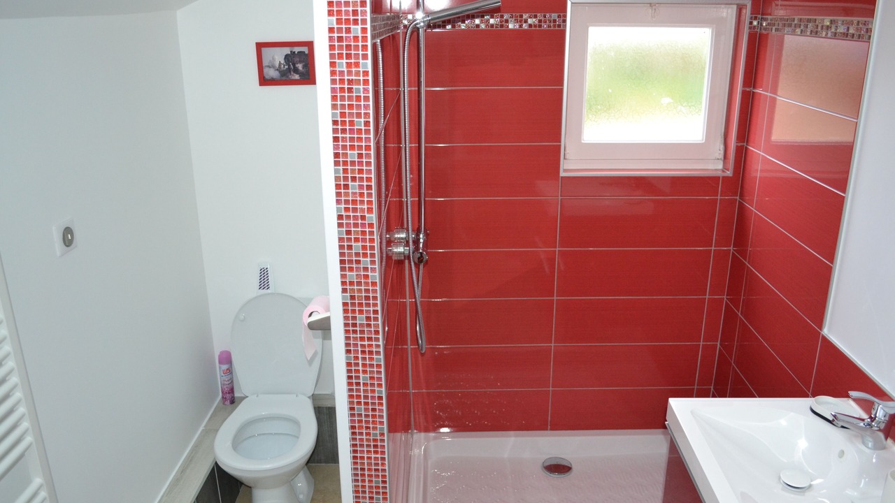 Photo of Bathroom in Loguivy