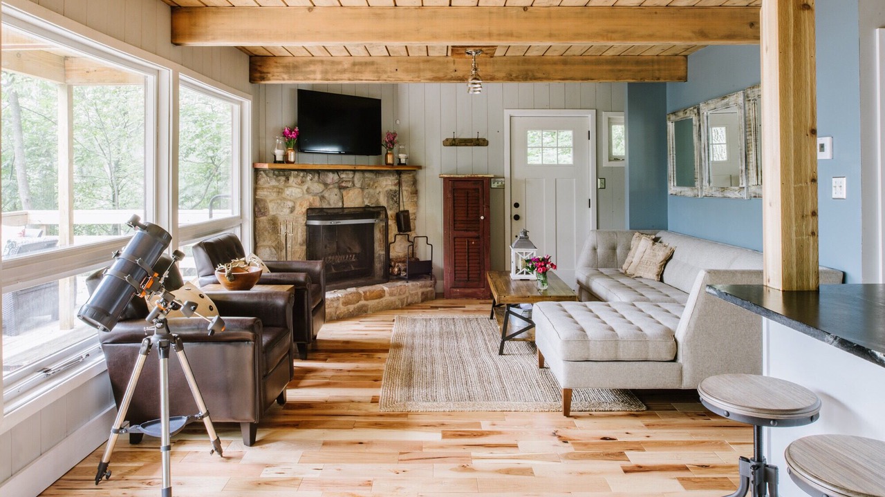 Photo of Livingroom in Nellysford