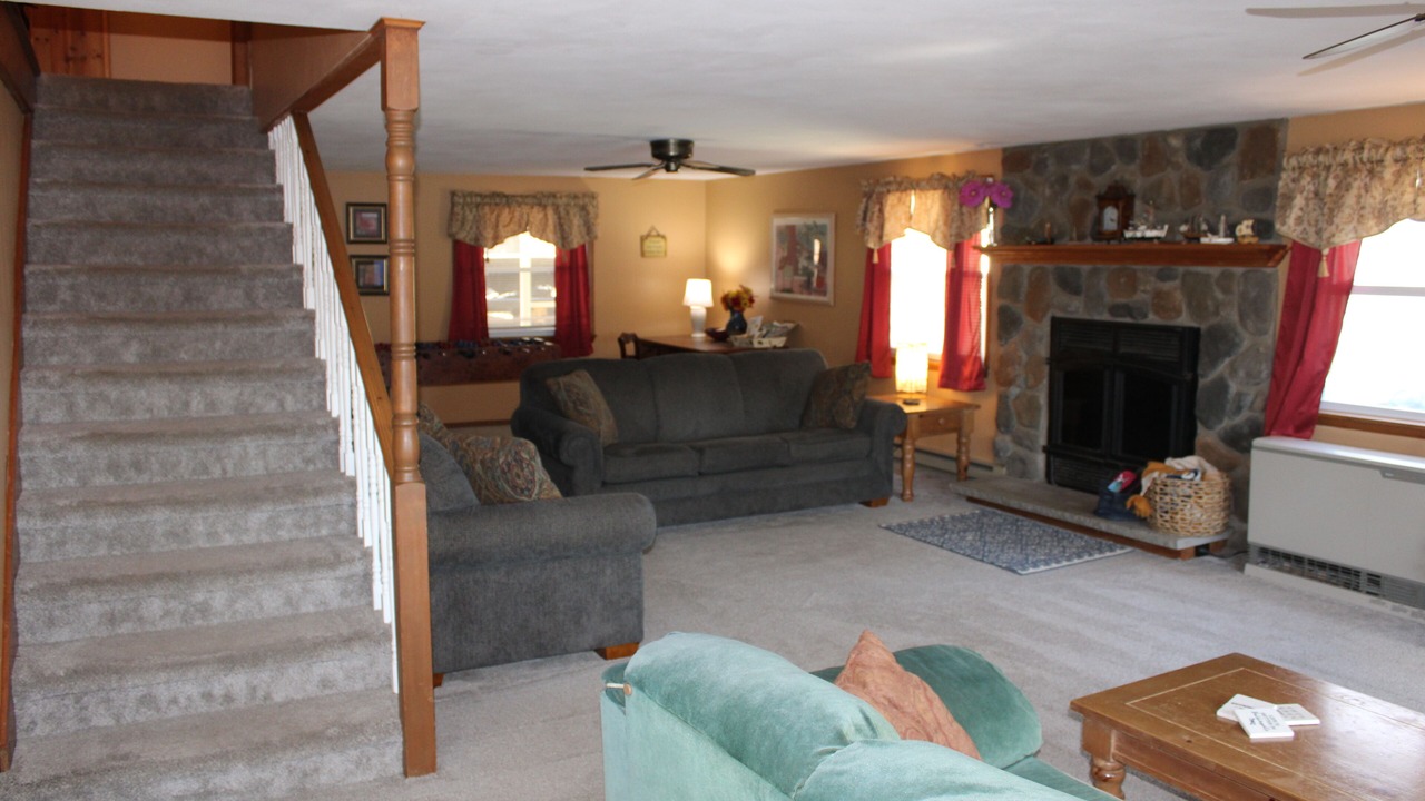 Photo of Livingroom in Town of Lysander