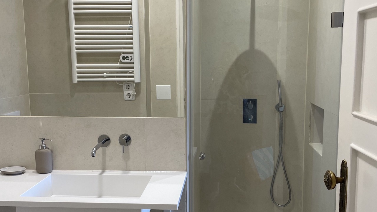Photo of Bathroom in Falca