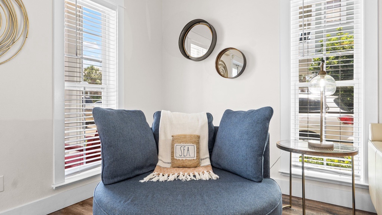 Photo of Bedroom in Crystal Beach