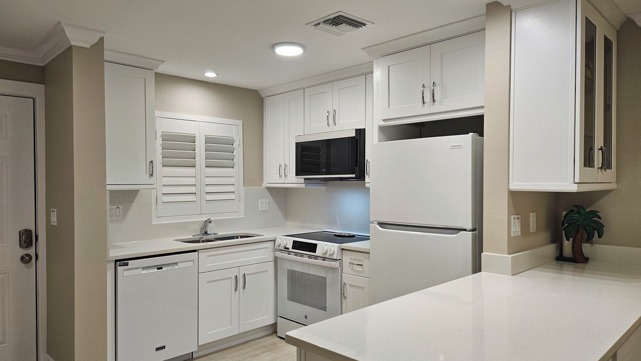 Photo of Kitchen in Mid Island
