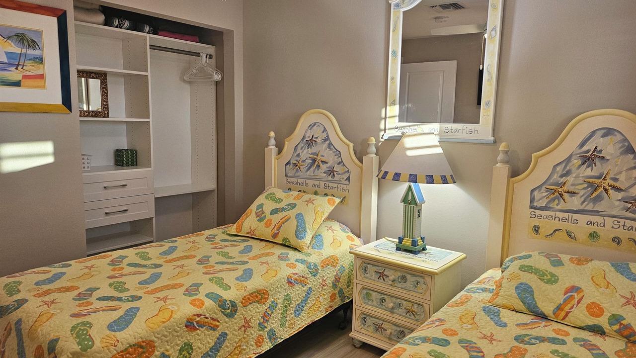 Photo of Bedroom in Mid Island