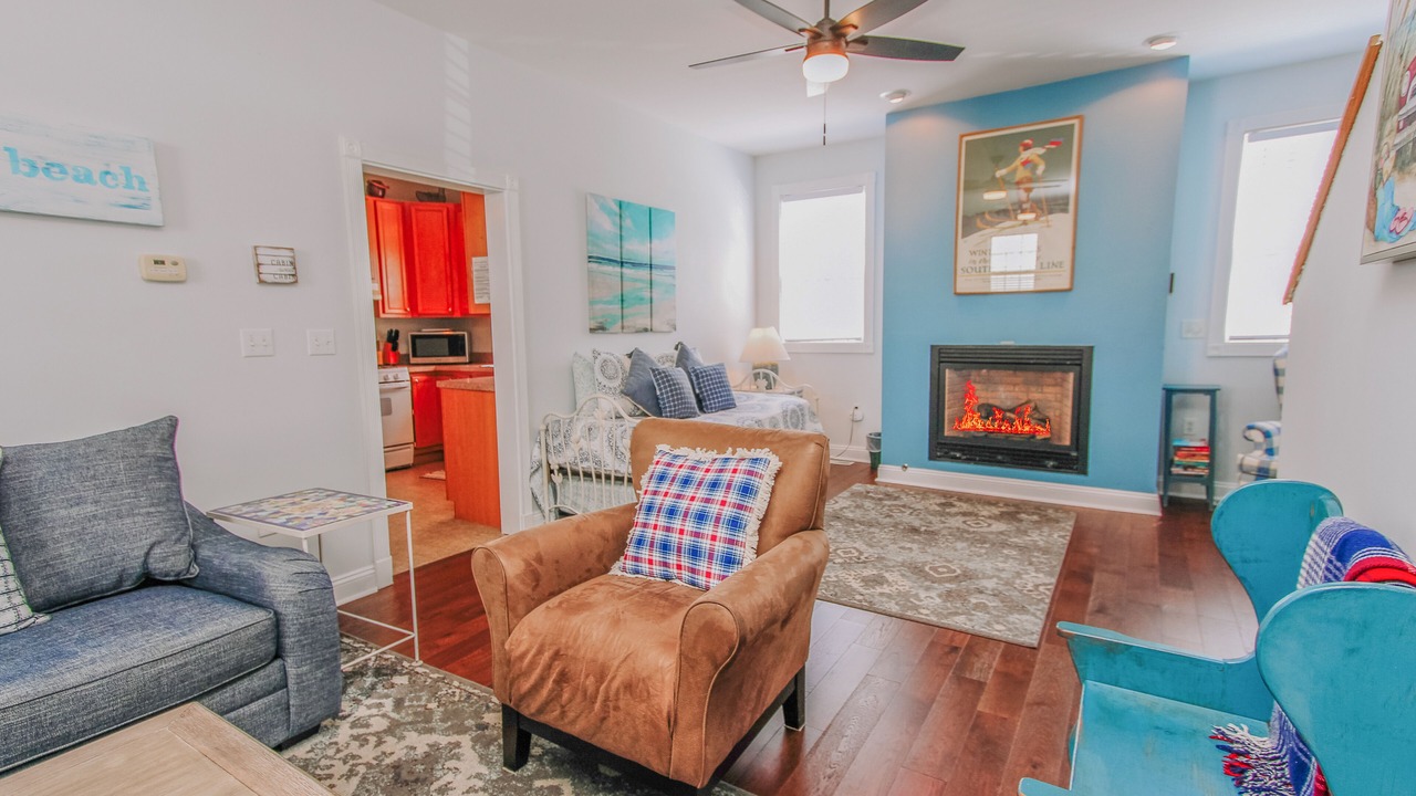 Photo of Livingroom in Michigan City
