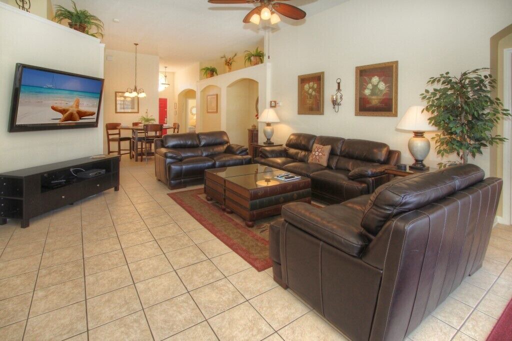 Photo of Others in Windsor Palms