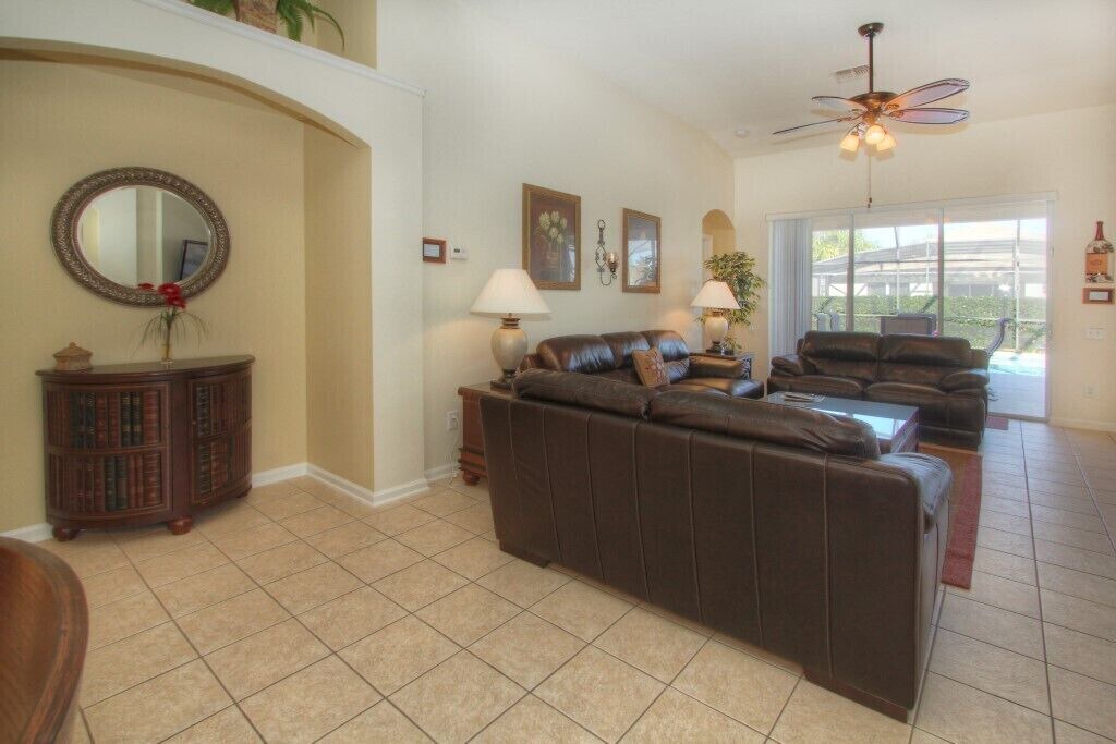 Photo of Bedroom in Windsor Palms