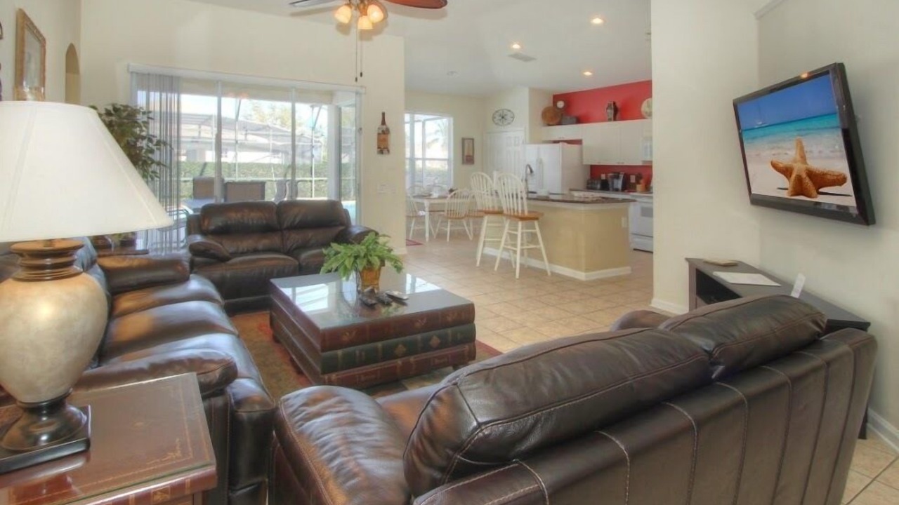 Photo of Bedroom in Windsor Palms