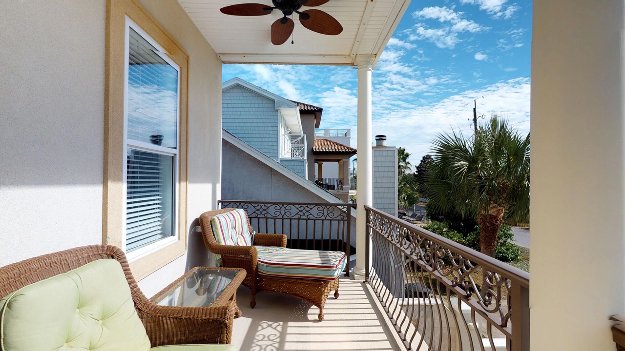 Photo of Patio Balcony in Frangista Beach