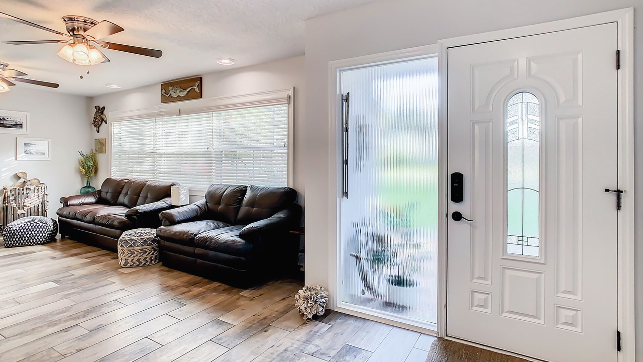 Photo of Bedroom in Crystal Shores