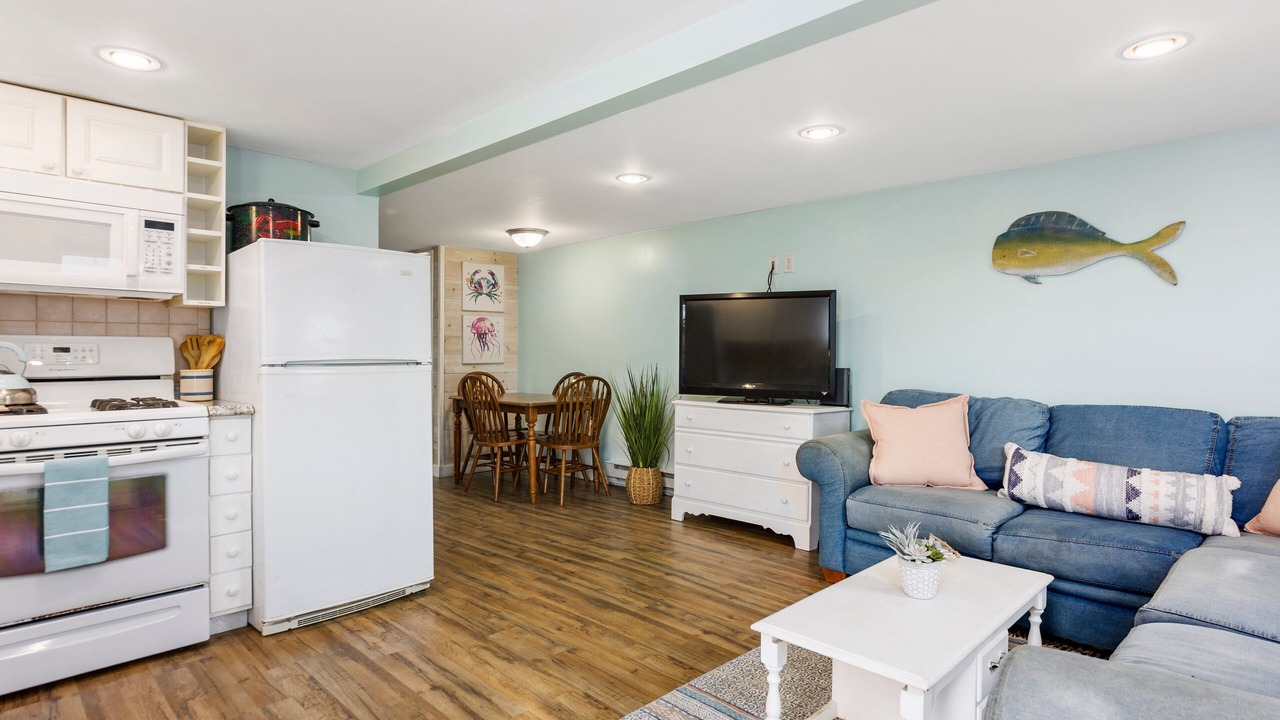 Photo of Livingroom in Salisbury Beach