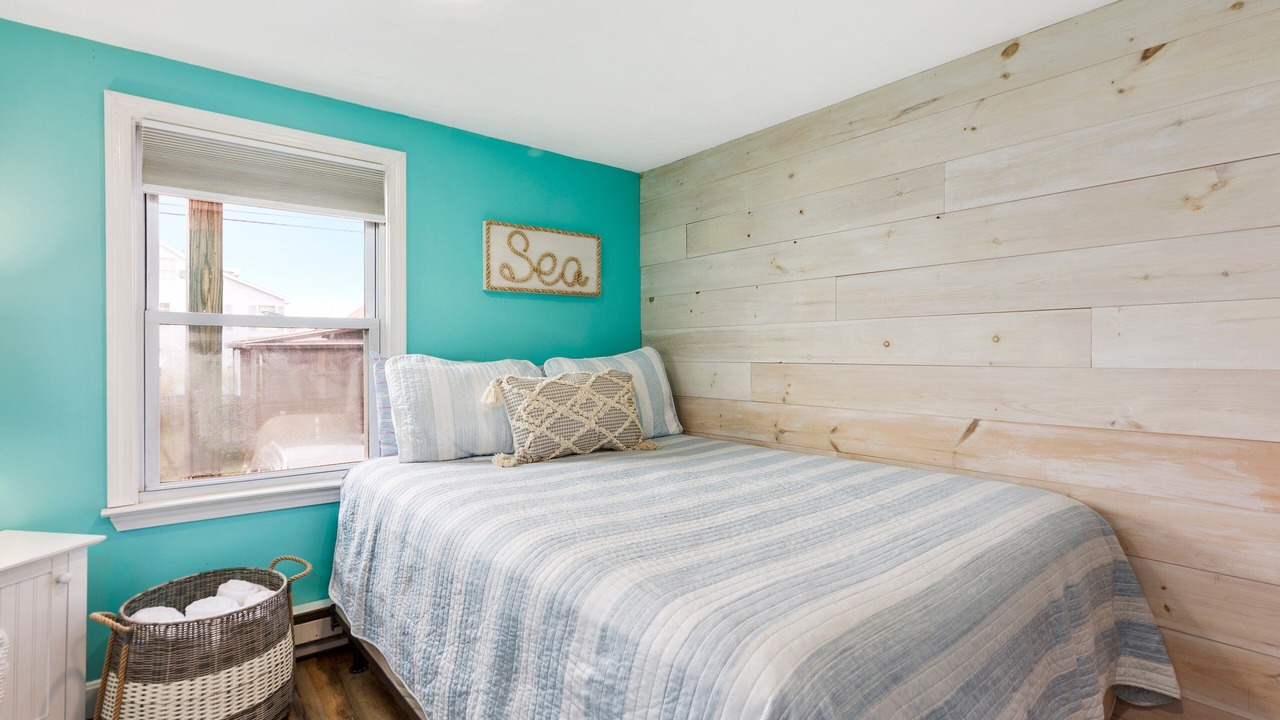Photo of Bedroom in Salisbury Beach
