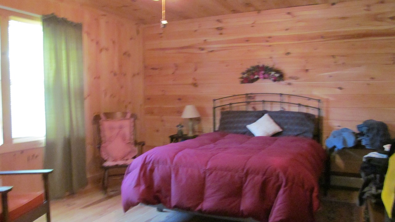 Photo of Bedroom in Indian Lake