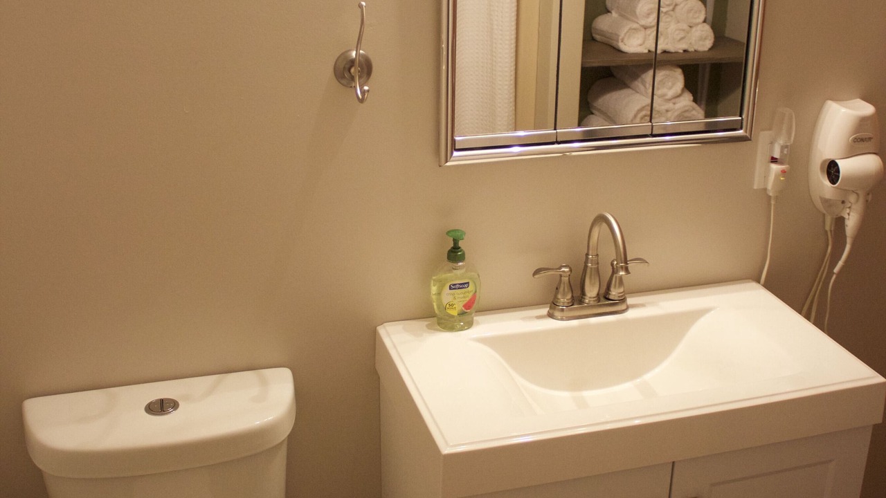 Photo of Bathroom in Cobden