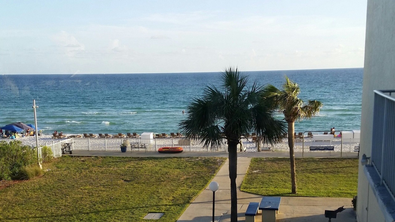 Photo of Patio Balcony in Biltmore Beach
