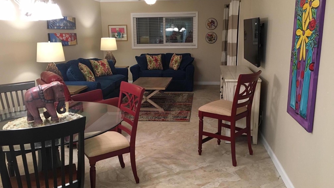 Photo of Bedroom in Biltmore Beach