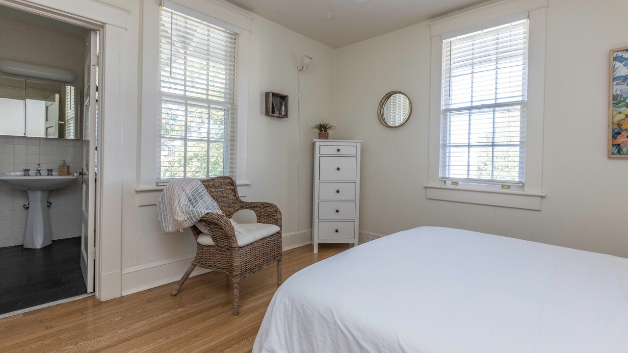 Photo of Bedroom in Northeast Virginia Beach