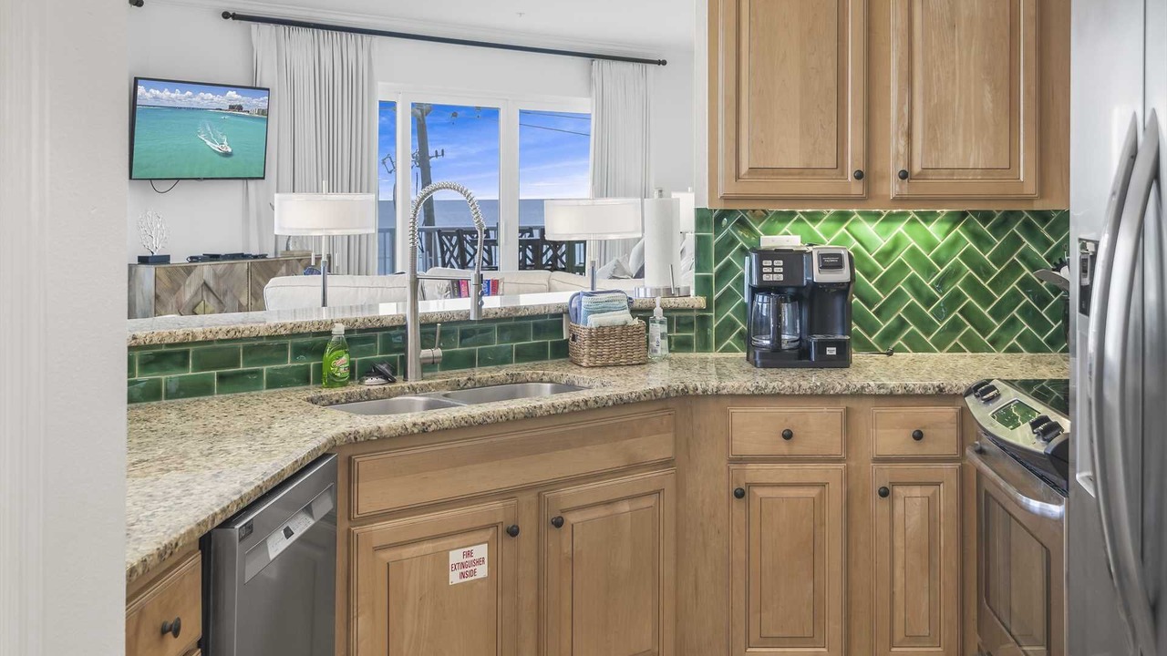 Photo of Kitchen in Avalon Beach Estates