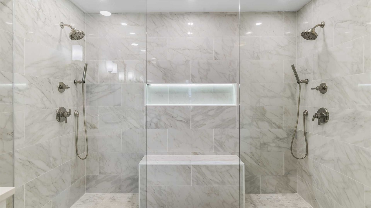 Photo of Bathroom in Avalon Beach Estates
