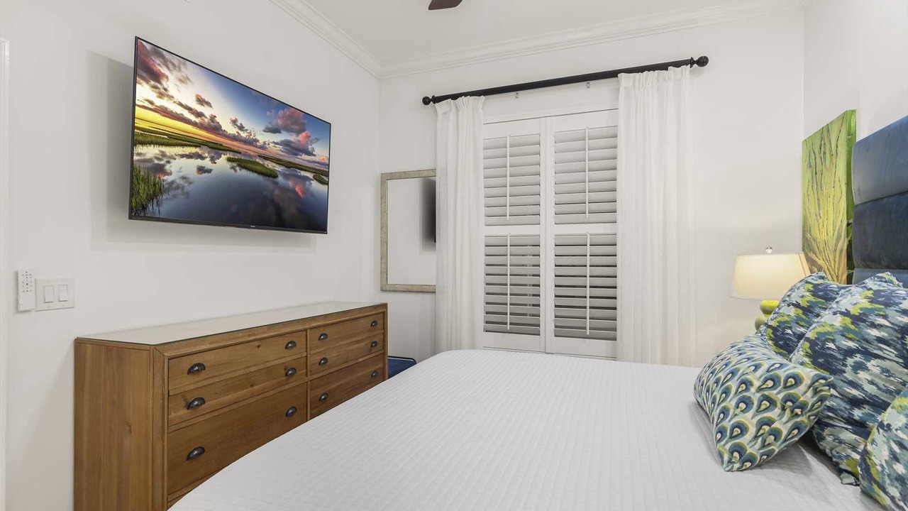 Photo of Bedroom in Avalon Beach Estates