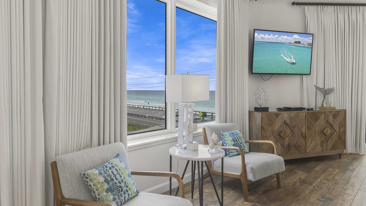 Photo of Others in Avalon Beach Estates
