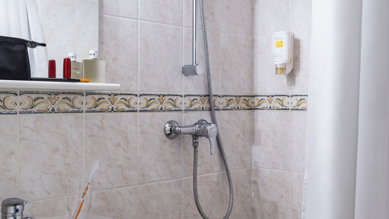 Photo of Bathroom in Quartier du Port