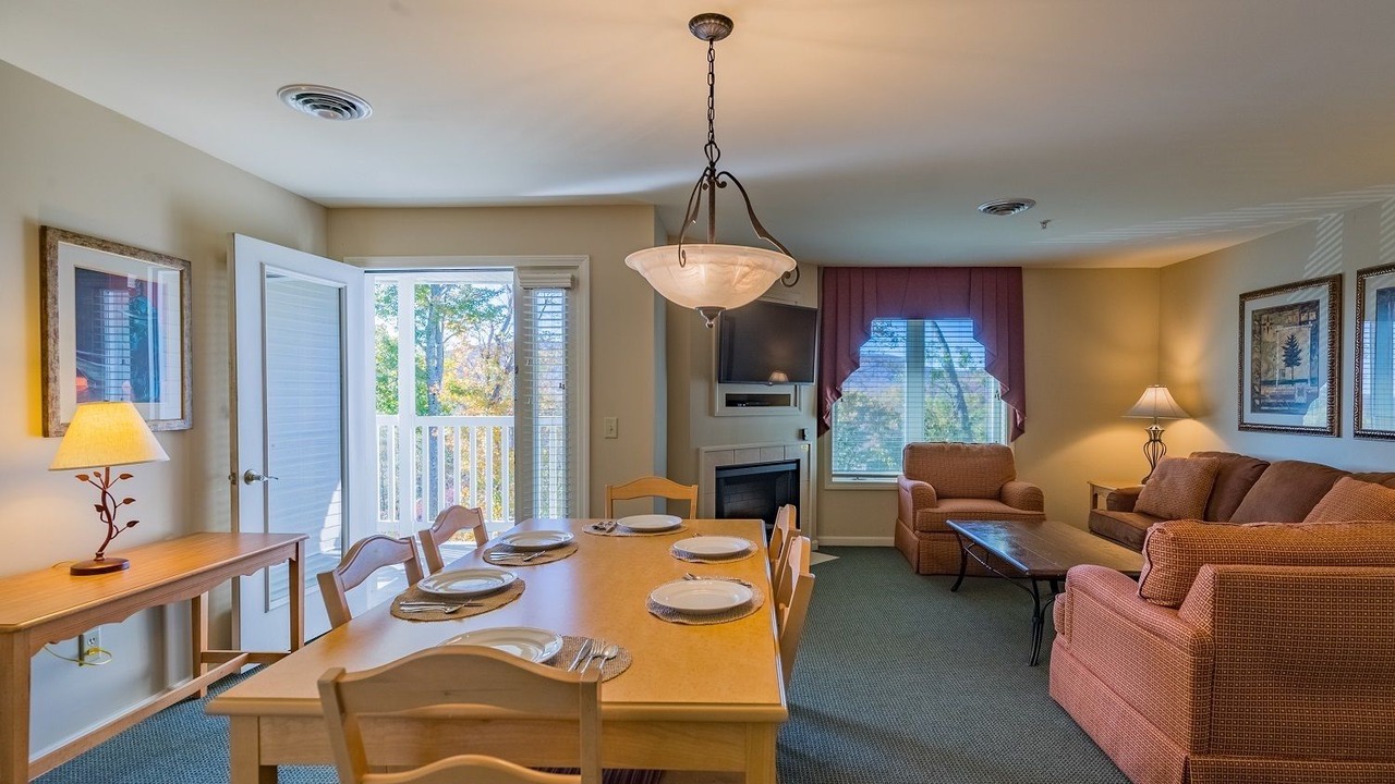 Photo of Livingroom in Hancock