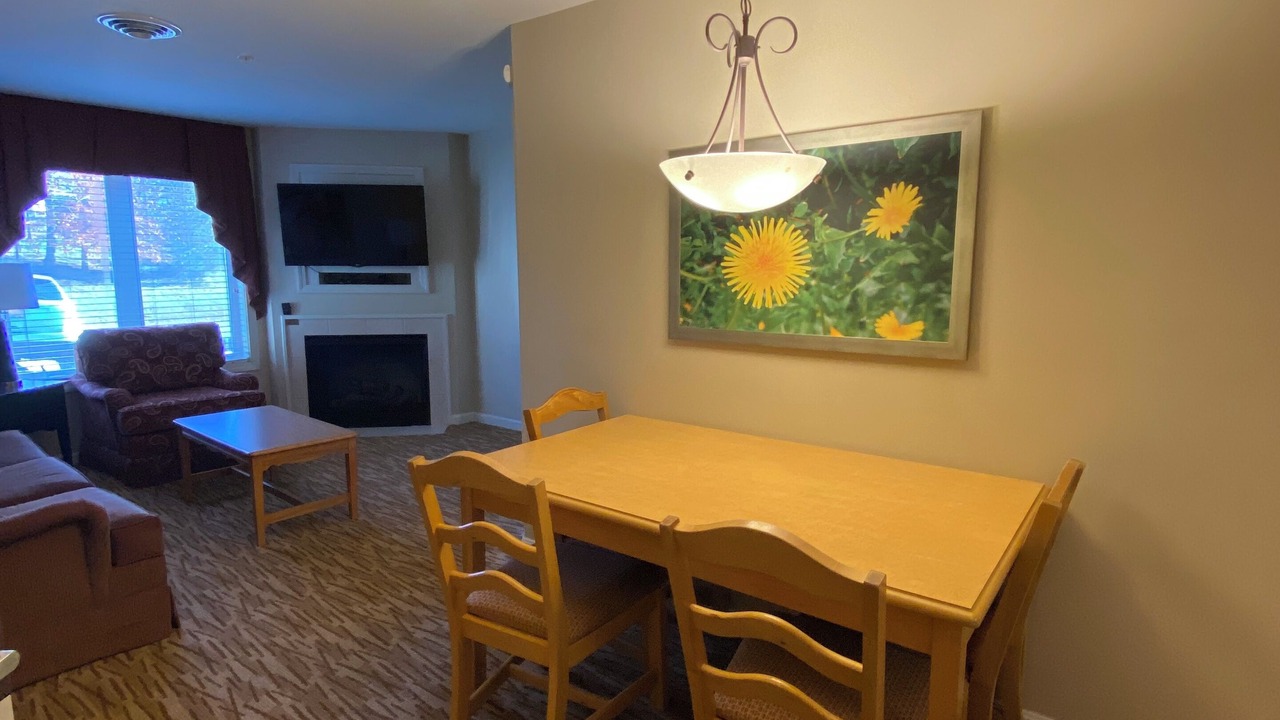 Photo of Livingroom in Hancock
