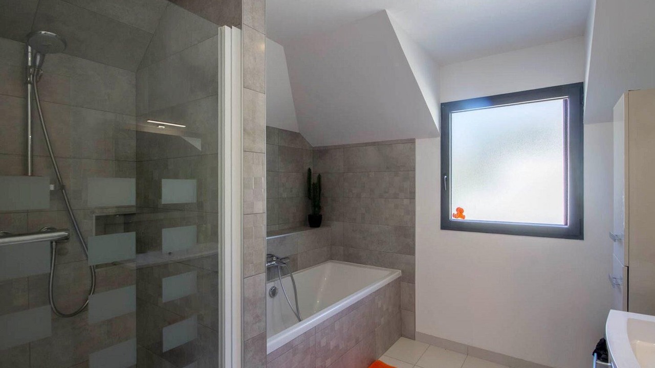 Photo of Bathroom in Vannes