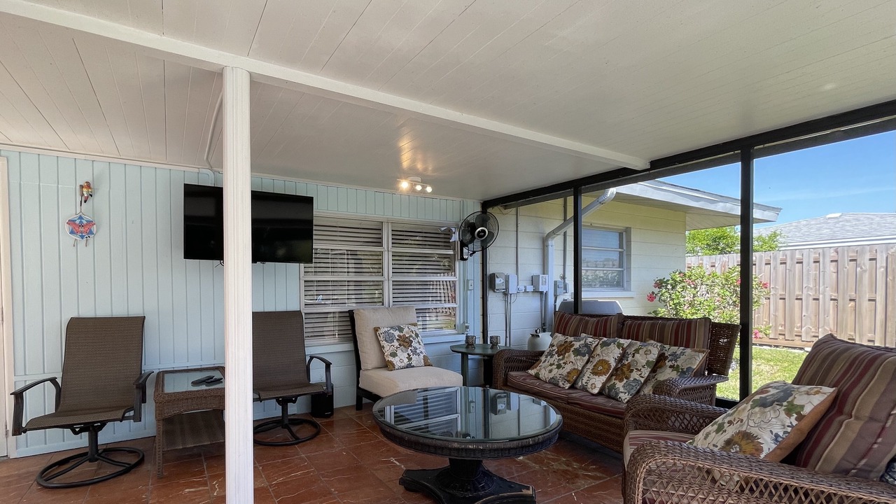 Photo of Patio Balcony in Gulf Gate Estates