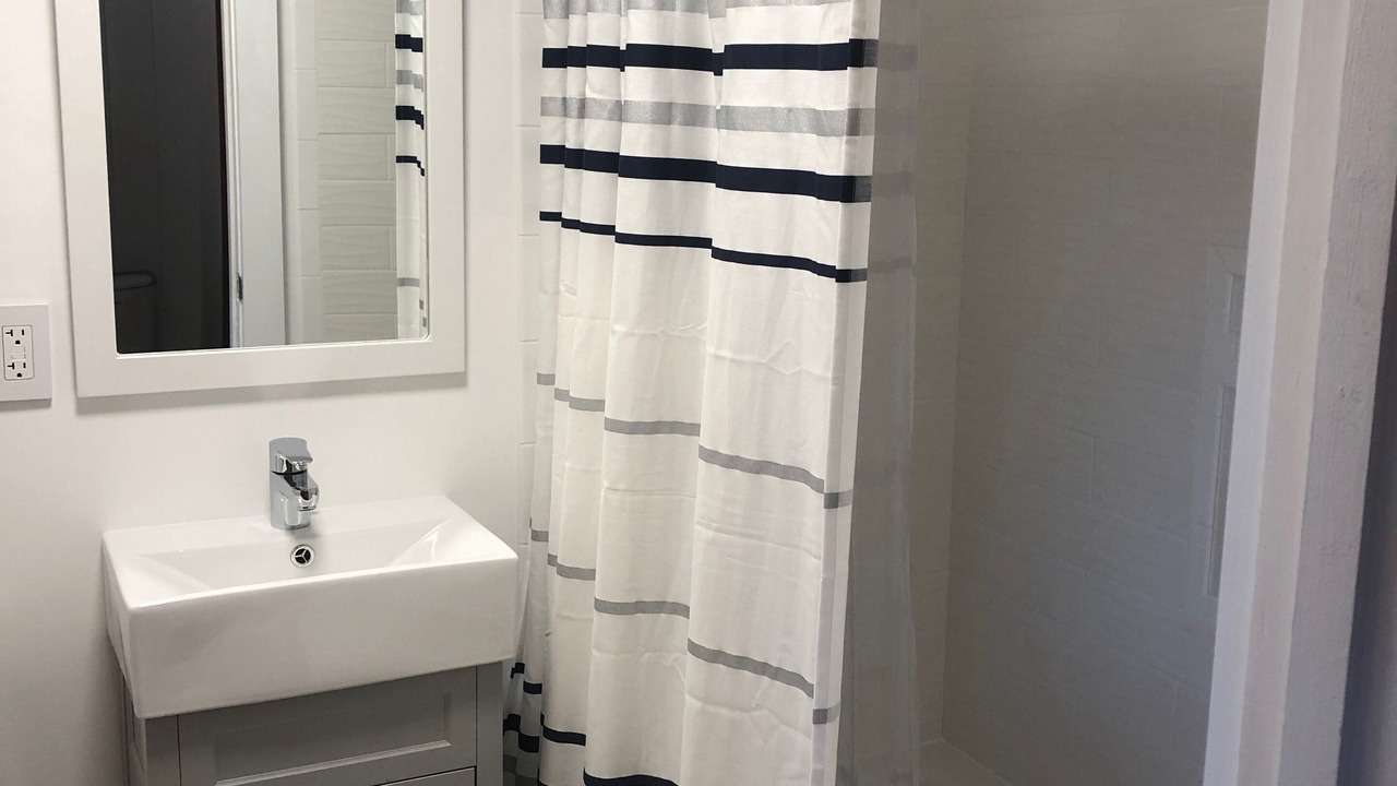 Photo of Bathroom in Shinnecock Hills