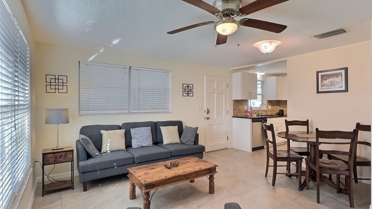 Photo of Livingroom in Siesta Key