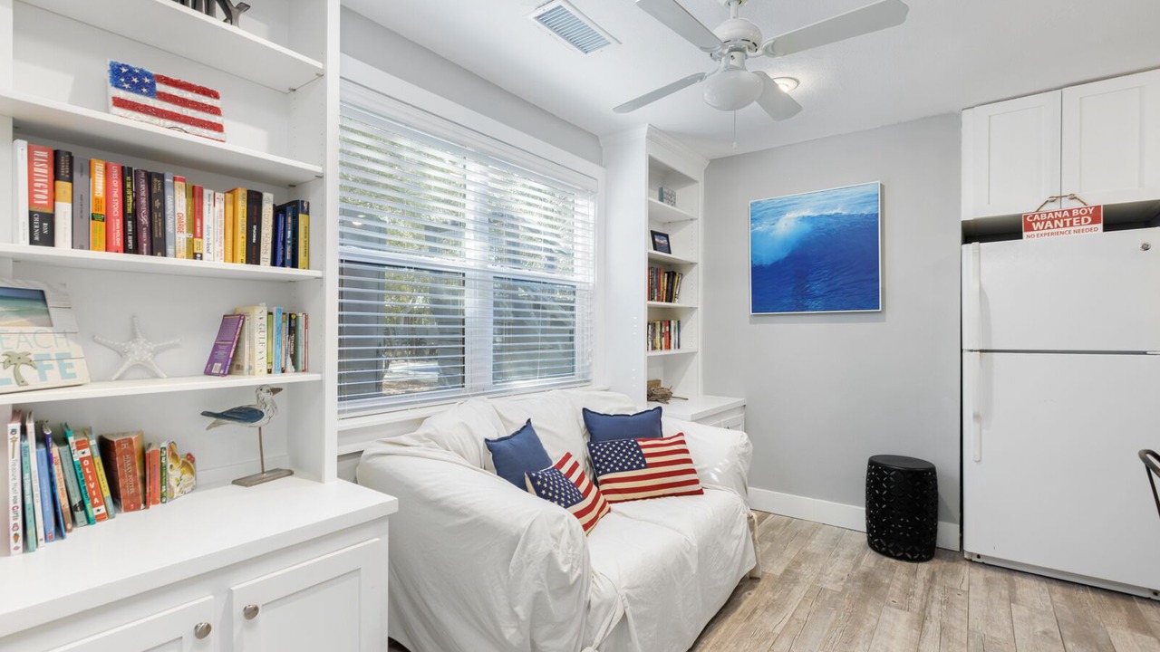 Photo of Livingroom in Gulf Trace