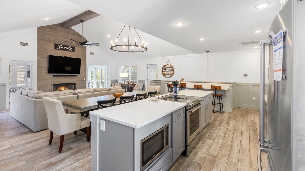 Photo of Kitchen in Gulf Trace