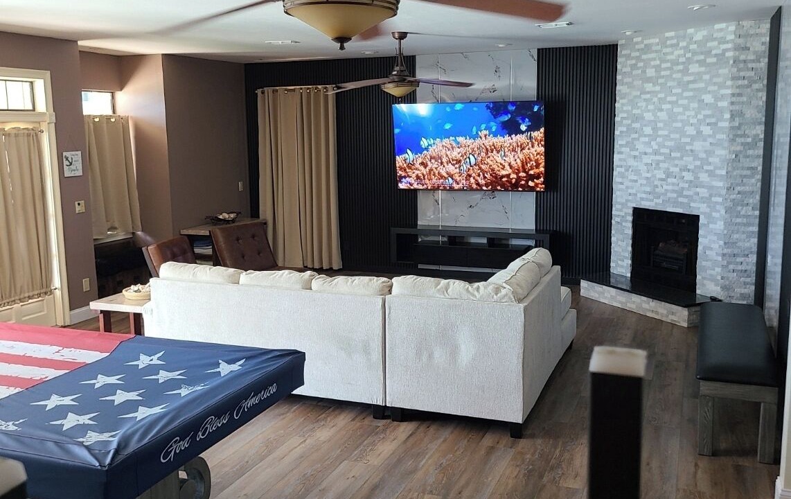 Photo of Livingroom in Crystal Beach