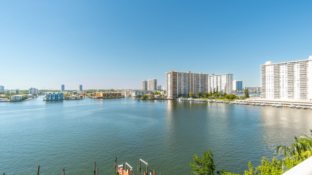 Photo of Others in Sunny Isles Beach