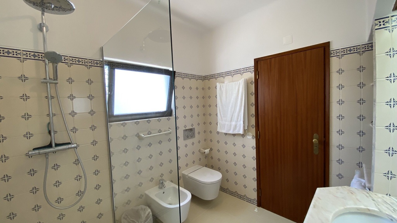 Photo of Bathroom in Carvoeiro