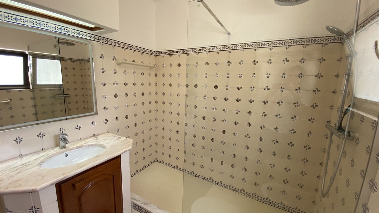 Photo of Bathroom in Carvoeiro