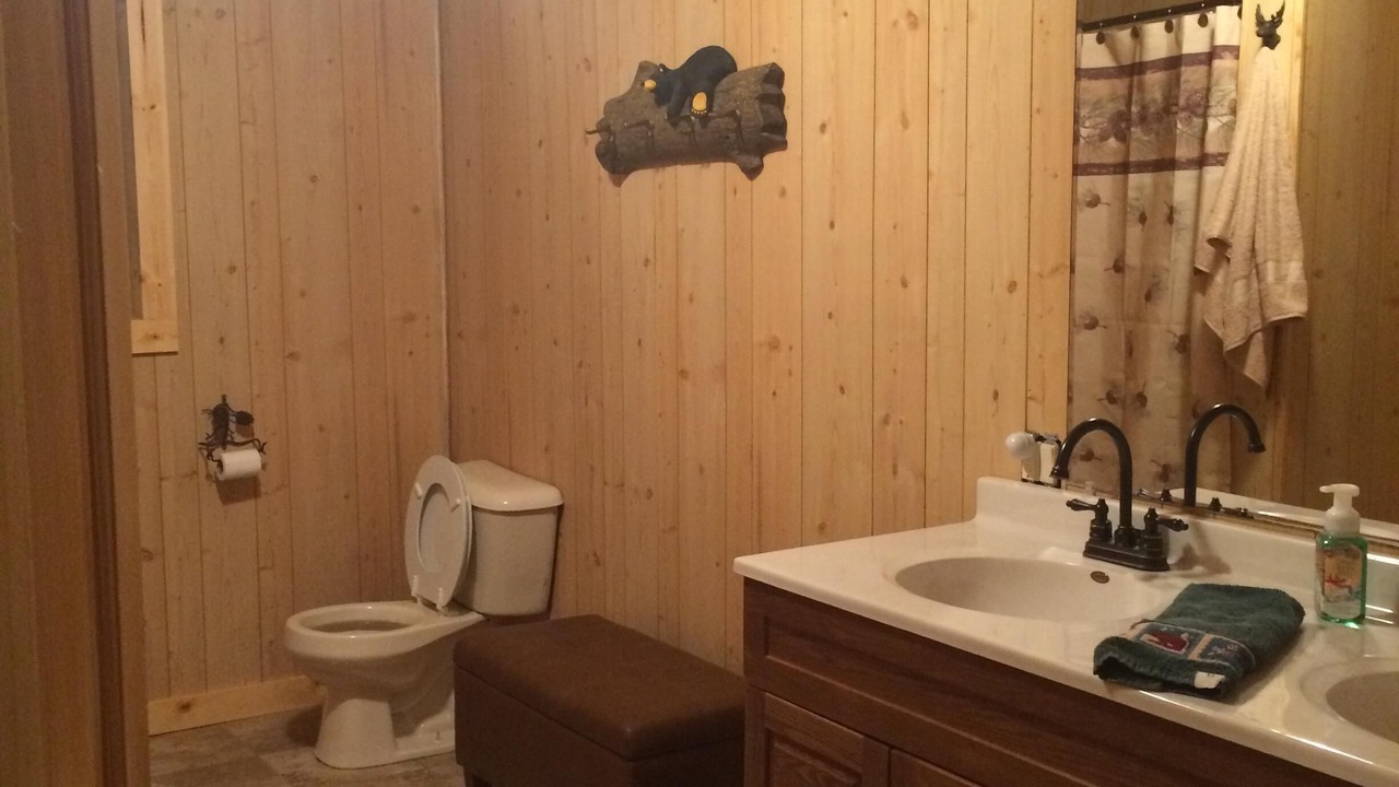 Photo of Bathroom in Shingleton
